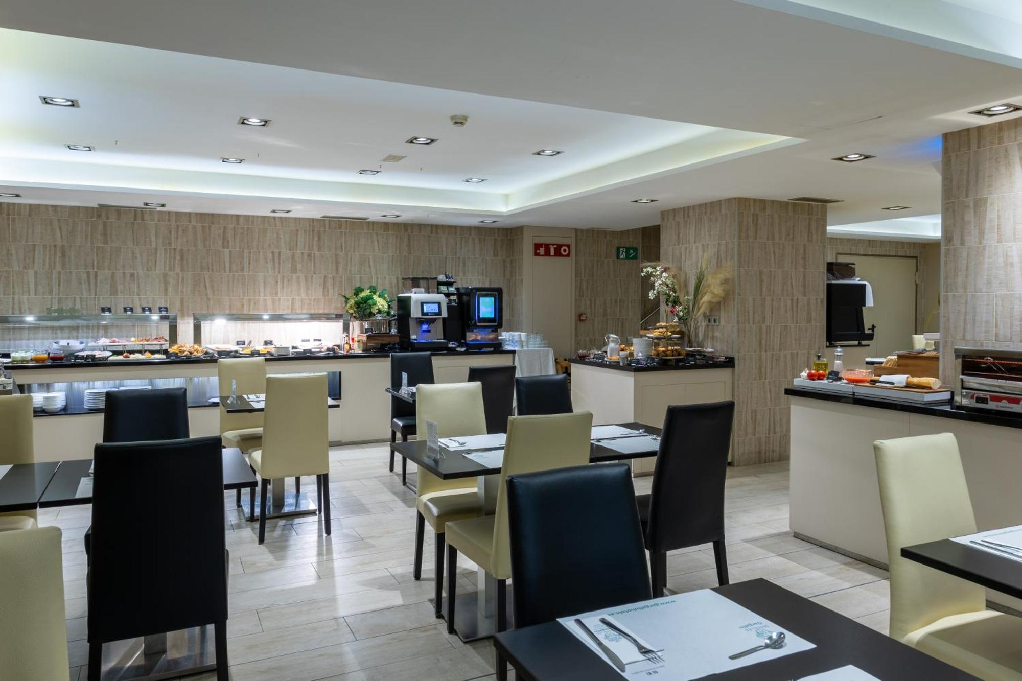 Hotel Lyon Barcelona Luaran gambar