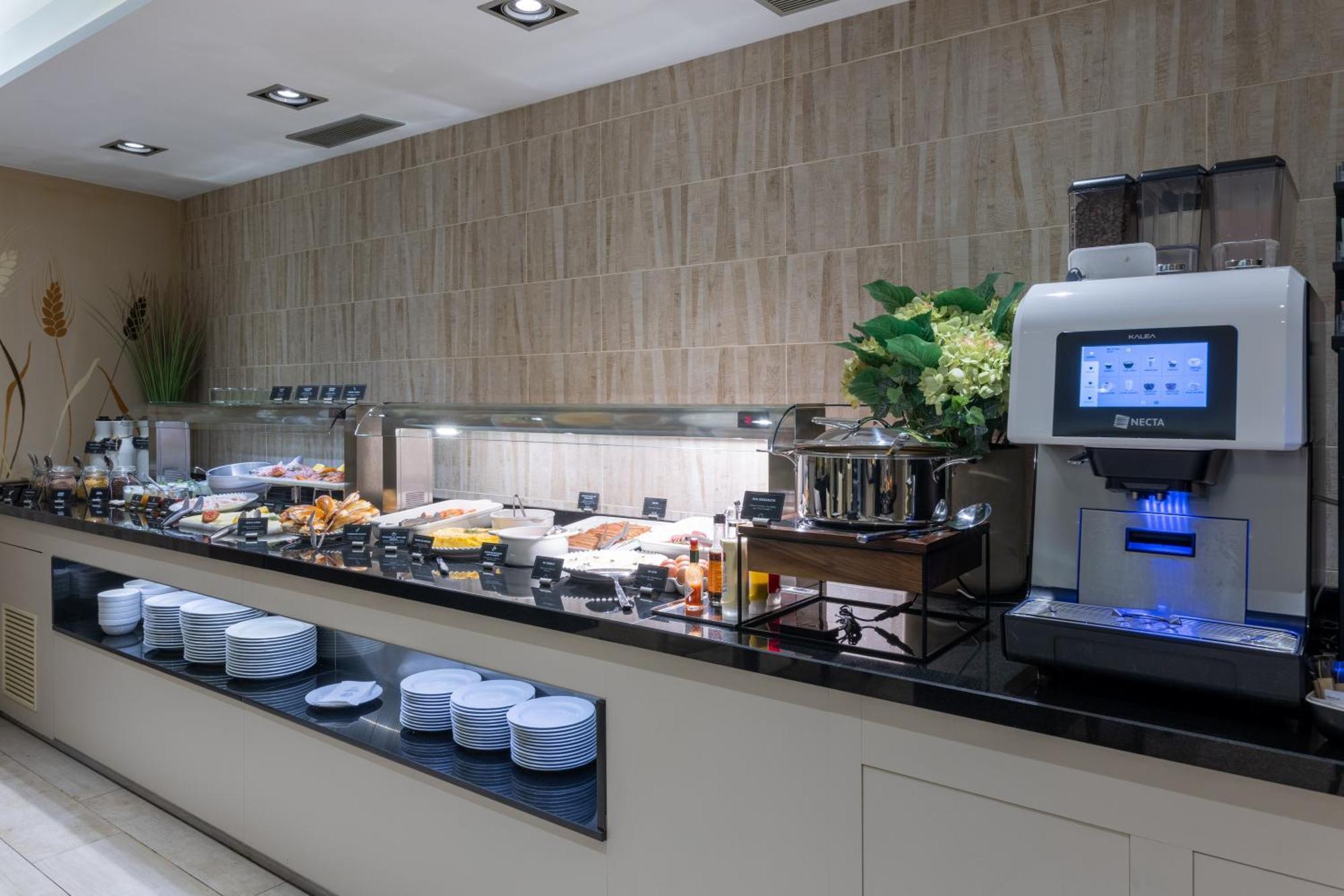 Hotel Lyon Barcelona Luaran gambar
