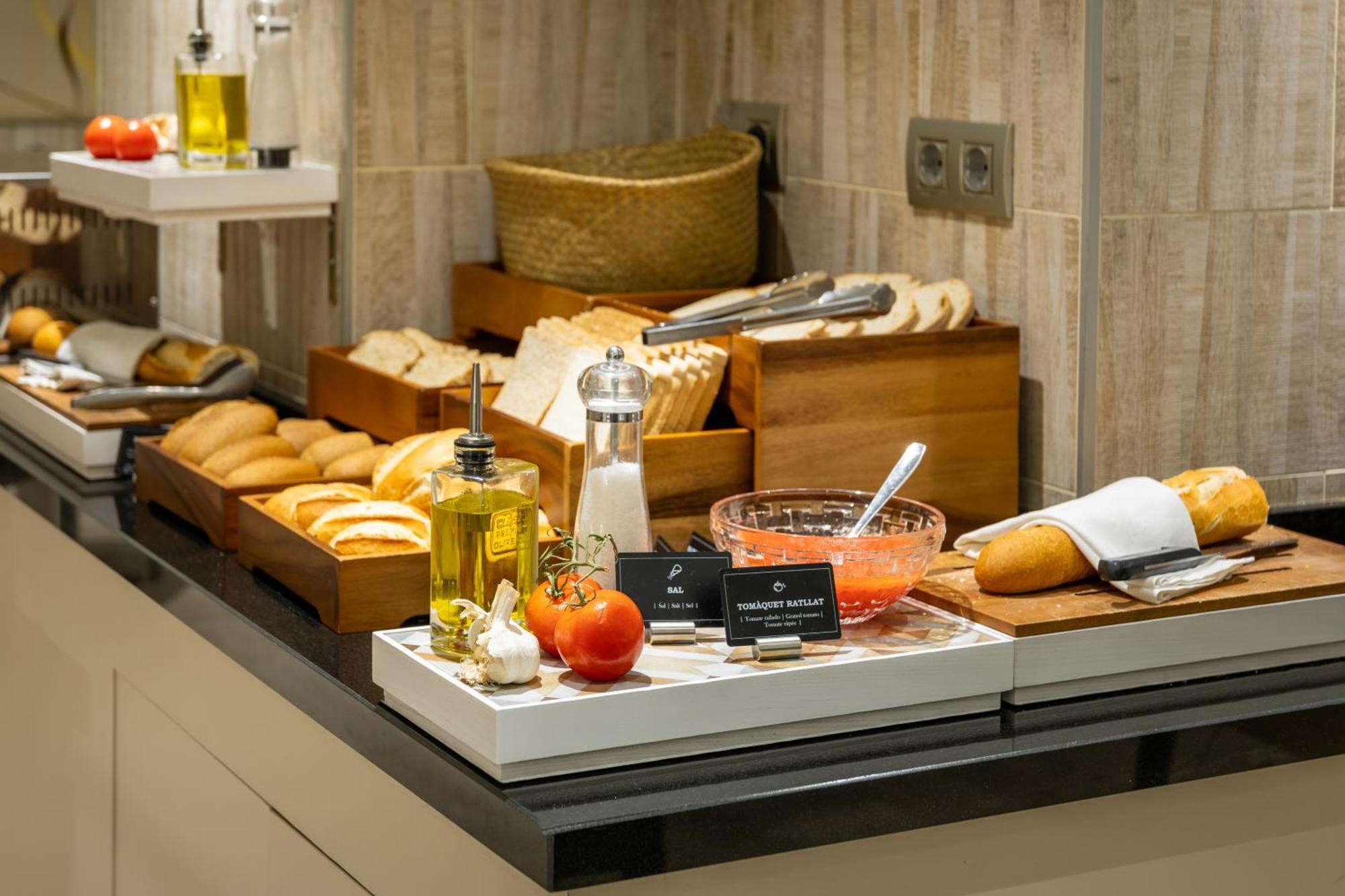 Hotel Lyon Barcelona Luaran gambar
